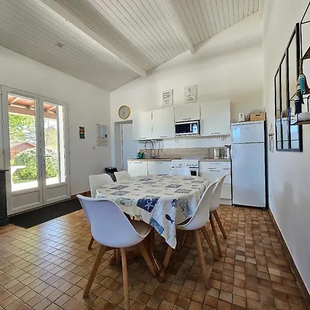 Vakantiehuis Charmante Maison Au Calme, Proche Plage, Jusqu'a 6 Pers, Confort - Fr-1-476-190